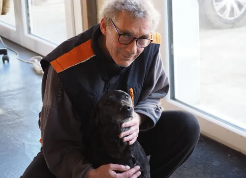 Photo de Christophe avec son chien Baloo