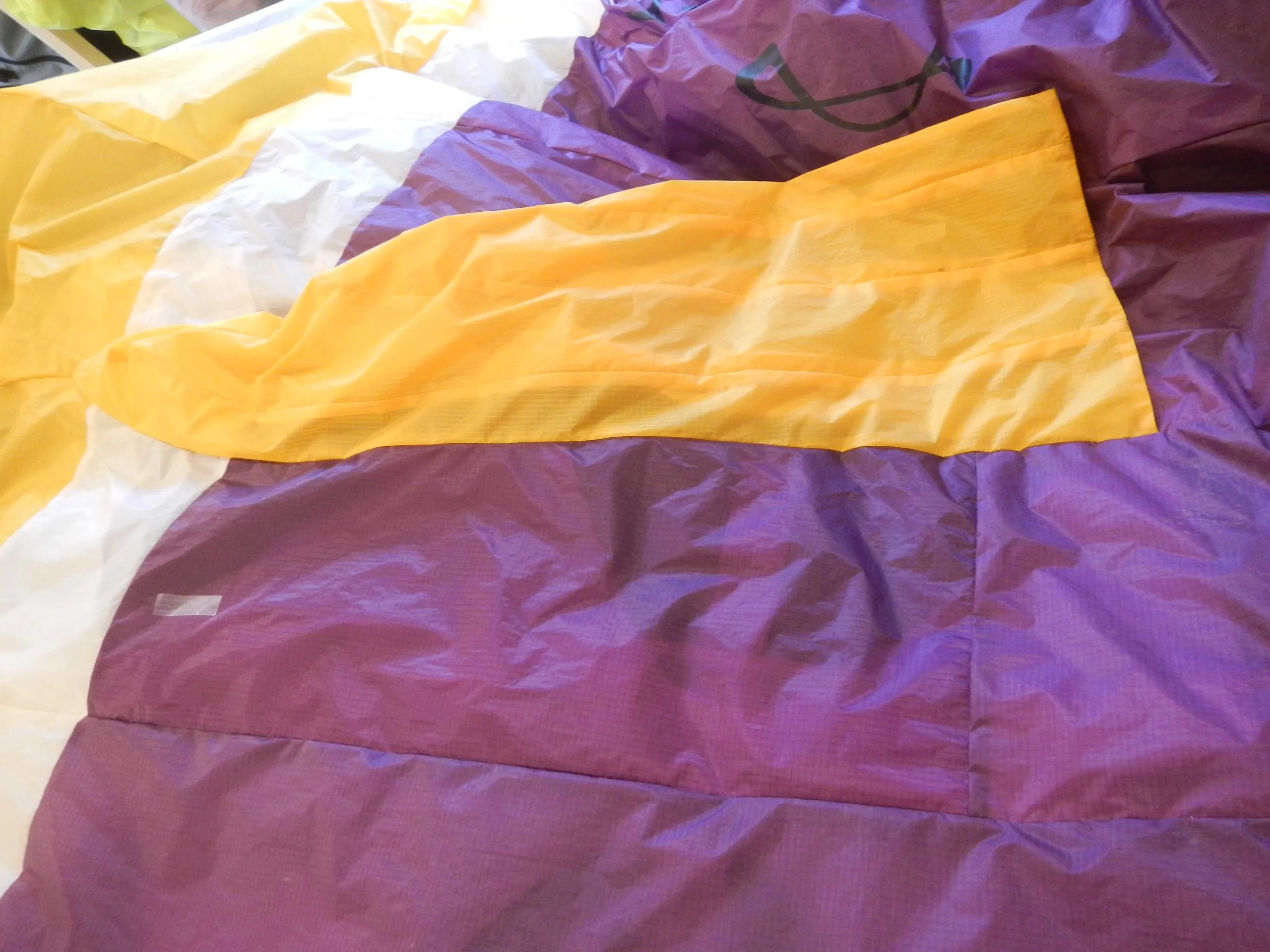 Réparation avec pièce de tissus en plein (Panneau partiel)