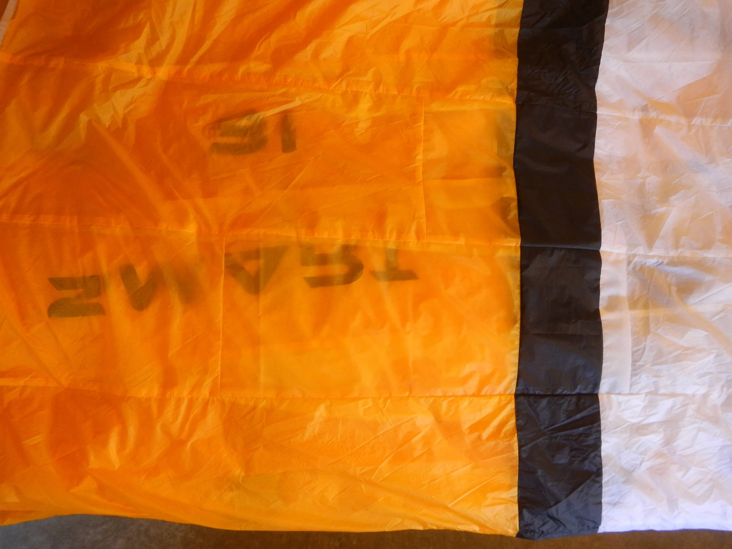 Réparation avec pièce de tissus en plein (Panneau partiel)